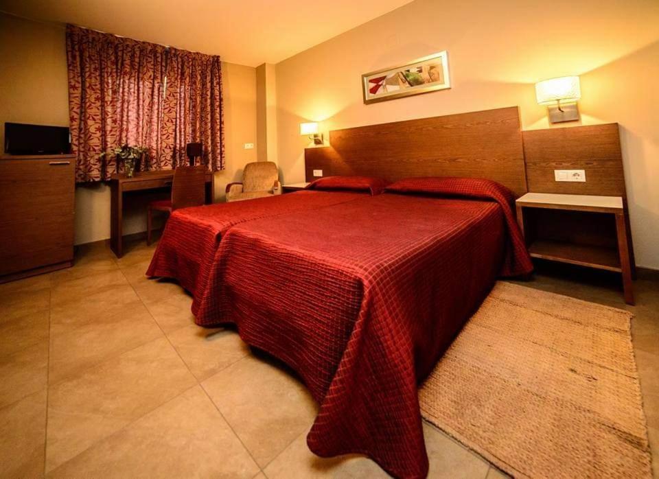 Hotel Ciutat De Carlet 외부 사진